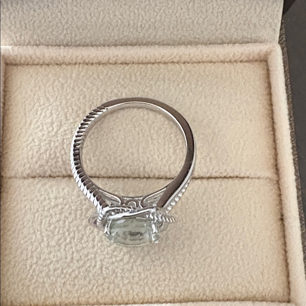 Sterling Silver Ring with Round Green Amethyst (size 7) - Picture 6 of 7